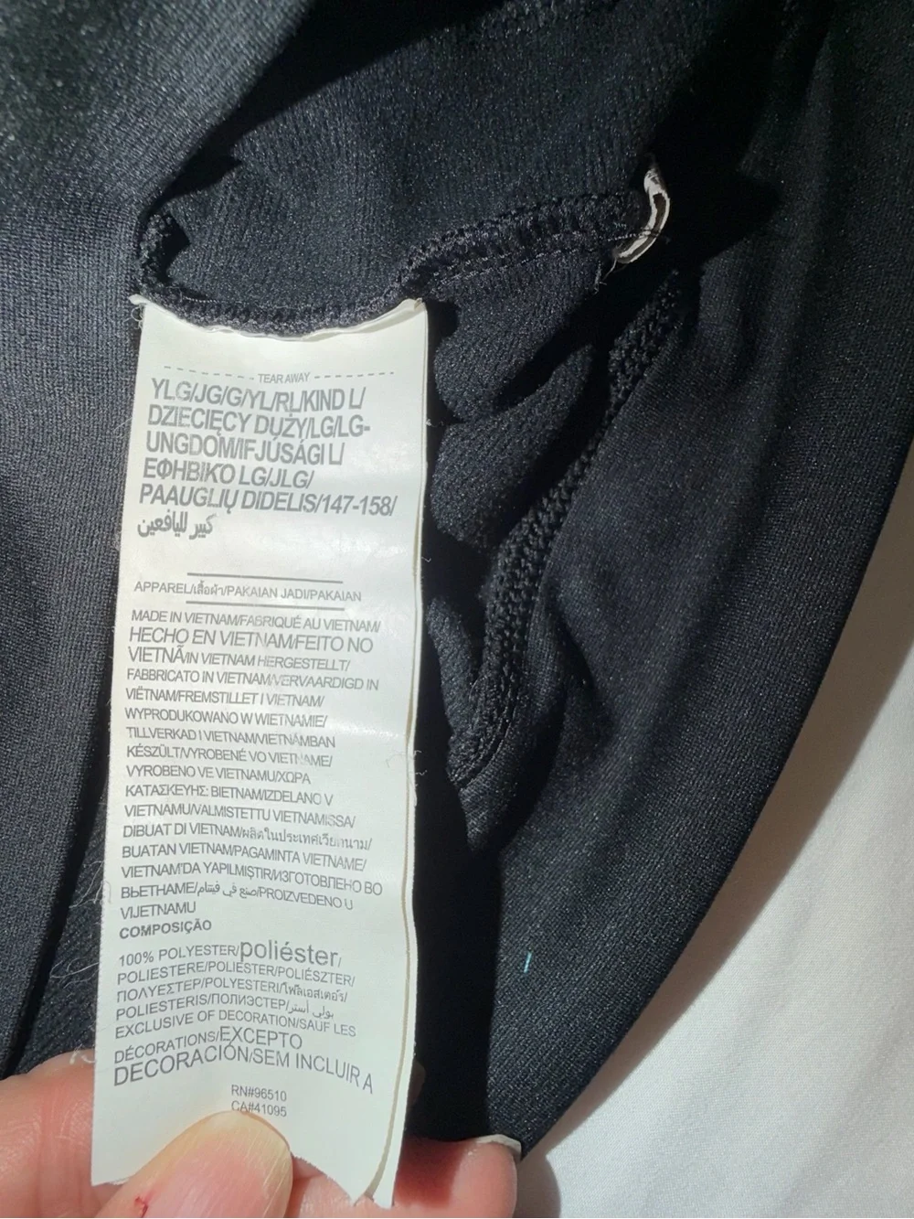 Under Armour Black Zip-Up Jacket with Gray Logo Youth M 0023
